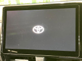 【10.5インチナビ】高級感とインパクトのある大画面ナビを装備。各種オーディオ操作はもちろん、スマホ連携もできる利便性の高いナビです♪