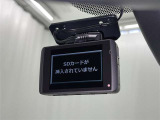 ドライブレコーダー装着車両です