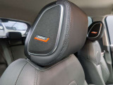 ヘッドレストにスピーカーを内蔵したBOSEパーソナルプラスサウンドシステム。臨場感あふれる音響空間を体感できます。