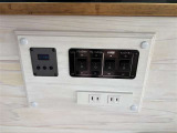 後部座席からもエアコン操作をしていただけます。