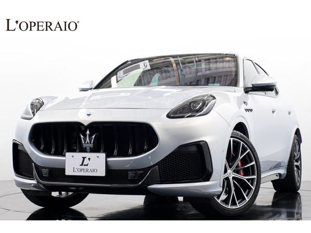 グレカーレ トロフェオ 4WD 純正21インチアルミ パノラマルーフ ベンチ