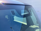 Honda SENSING広い水平画角のフロントワイドビューカメラと前後8つのソナーセンサーで、万が一に備えを。