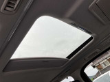 最近の車はスペアタイヤ装着車がほとんどありません。JAFに加入していれば安心です。