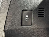 【横滑り防止機能】滑りを感知すると、自動的に車両の進行方向を保つ様に制御してくれます!