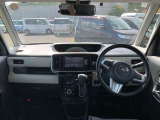 ☆内外装クリーニング☆車の隅々まで徹底的にクリーニングを行っておりますので内外装ともに綺麗な状態でご納車いたします!