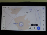 ディスプレイオーディオを装備。スマホとクルマをつなぐことで、これまでのナビに加えて、いろんなサービスが楽しめます