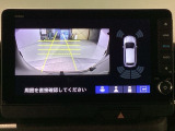 バックをするとき自動でリアの様子が映る『リアカメラ』付き! 画面で確認しながらバックが出来るので駐車の時も安心です。
