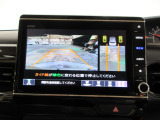 バックカメラの画像です。ガイドラインがスムースな車庫入れをサポートいたします!車庫入れの安心感がアップしますね☆