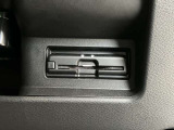 ETC車載器付きです♪高速道路をスイスイと通過!で、キャシュレス!クルマは料金所をノンストップで通過することができます☆