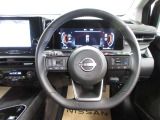 運転が楽しくなる明るく開放的な運転席まわりです。プロパイロットで高速など運転支援で疲れを軽減してくれます!