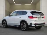 BMW認定中古車は、ドイツ本社と同様の教育・訓練を受けたBMW専門のメカニックが100項目以上のポイントを徹底的にチェックし、整備したうえでご納車させていただきます。