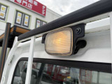 仕入れ先が不明なお車は取扱いしません!!実際に現地に足を運び、しっかりとチェックをしてから仕入れてきてますので、どのお車もご安心して乗っていただけます☆
