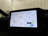 メモリーナビです。目的地までストレスフリーで案内します。タッチパネルで使いやすいです。