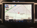 ワイド画面のナビゲーションは、フルセグTV対応のGathers純正メモリーナビを搭載しています。ナビに曲を記憶させるミュージックサーバー使用時は、別途SDカードが必要になります。