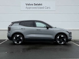 ◆サイド/流麗なプロポーションはVOLVO車の真骨頂。「美しいものと共にありたい」というオーナーの願いを満たします