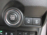 運転席からもスイッチ1つでリヤドアを開閉する事ができます。