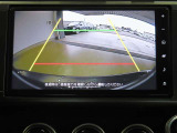 バックカメラが付いているので後方確認が非常にしやすいです。今や運転初心者も熟練者も必須装備!ついていて損はないですね♪