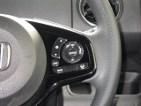 Hondaセンシングの機能のひとつ、アダプティブクルーズコントロール付!アクセルから足を離しても設定したスピードと前車との車間を保ち走行してくれます!車線維持もアシスト☆高速道路で疲労軽減ですね☆