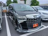 低価格で良質なお車を全社総台数2,000台以上の在庫からお選びいただけます。営業時間 10:00〜19:00