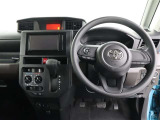 運転席のハンドル・シートは高さ調整が可能です