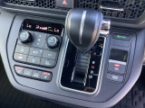 ☆シートヒーター☆エアコンの暖房をつけると頭がボーっとなりませんか?シートヒーターならその症状も解消できるかも知れません♪