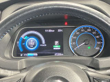 【メーター】電気自動車ならではのスピードメーターなどはデジタル&カラフルなのでとても見やすくなっています♪