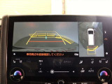 専用のカメラにより、上から見下ろしたような視点で360度クルマの周囲を確認することができます☆縦列駐車や幅寄せ時に活躍してくれます