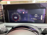 とても見やすい最先端のディスプレイです。先進運転支援技術サポートやお車の状況が瞬時にわかります