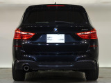 BMWのお車は、走行の安定性とコーナリングの良さを追求し、思い通りにハンドルの操作可能です。試乗車もご用意しておりますので、ぜひ&ldquo;駆け抜ける歓びをご体感ください!