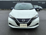 日産のブランドを象徴するVモーショングリルです。
