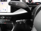 ドイツ車には特徴があり、メーターのメモリに一部色がついています。これはドイツでは推奨速度という考えがあるためです。安全で快適に走る際に適している速度を指しています