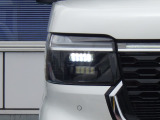 ★LEDヘッドライト搭載★ 白っぽく光る明るく省電力なLEDライト!先進的な白い輝きでフロントフェースを引き締めます☆