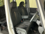 当車両は、次のお客様に気持ちよくお乗りいただくため、専門スタッフによる【徹底シートクリーニング】を施工済みです!