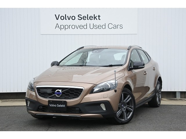 ボルボ V40クロスカントリー 