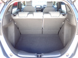 ◆定員乗車時のカーゴルームです。普段のお買い物の荷物やたくさんの収納が可能です。