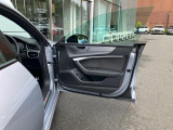 ドアを開けると上質で上品な室内空間が広がり細部までこだわったAudiデザイン性と、物づくりのこだわりを感じて頂けます。