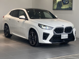 2025年式X2 xDrive20d M Sport。パノラマ・ガラス・サンルーフを備えた低走行車です。