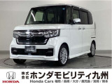 N-BOX カスタムLターボは、パドルシフトや、パワースライドドア、シートヒーター等の質感を高める装備に加え、ホンダセンシングを搭載しています。