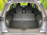 普段のお買い物や通勤、送迎等に十分な荷室スペースを確保しております。セカンドシートを倒すと、大きな荷物の積載も可能です♪