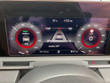 視認性の高いメーターで運転情報を的確に把握できます!