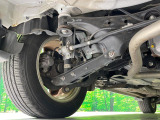 お車を安心してお乗りいただく為には、足回りの定期点検が欠かせません。サービスサポート(有償保証)では無料点検もご提供しており、安心のカーライフをお過ごしいただけるサポート体制が整っています。