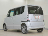 当社では、お客様に安心してお車をお選びいただくため、ご購入前に現車のご確認をお願いしております。