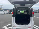 バックドアが大きく開くので荷物の積み下ろしが楽にできます!