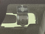 【前後ドラレコ】自動車に搭載して走行中の状況を映像で録画します。前後タイプです。ナビで映像確認が可能です。