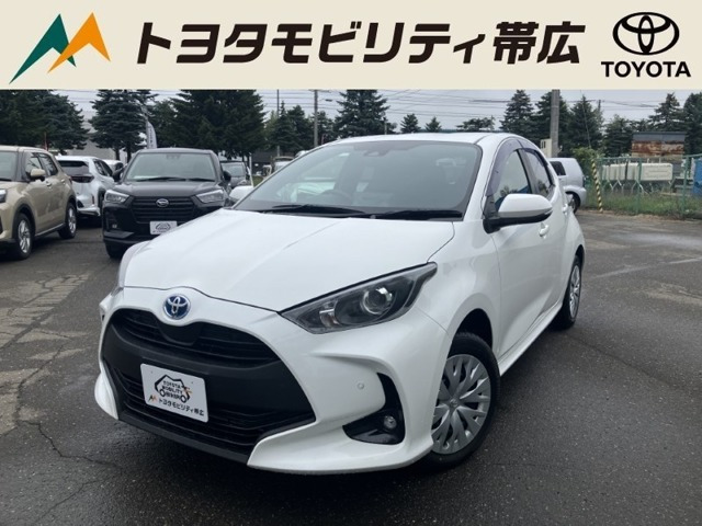ヤリス 1.5 ハイブリッド X E-Four 4WD