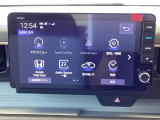 ドライブの必需品。見やすい・使いやすいHonda純正のメモリーナビを搭載しています。