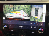 【パノラミックビューモニター】専用のカメラにより、上から見下ろしたような視点で360度クルマの周囲を確認することができます☆死角部分も確認しやすく、狭い場所での切り返しや駐車もスムーズに行えます。
