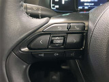 ステアリングスイッチを装備していますので運転中でも視界を逸らさず、簡単に操作することが可能です!