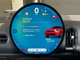 アップルカープレイ装備!!Bluetooth機能も付いておりますので、音楽再生も楽々です♪
