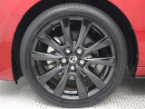純正アルミホイールです。215/45R18
